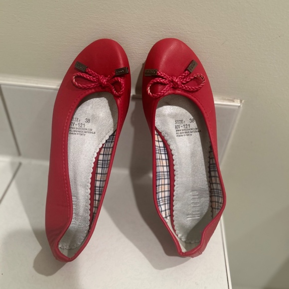 Red ballerina - Picture 3 of 3